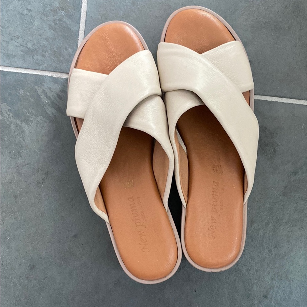 Women’s Cream Cross-Band Leather Slide Sandals